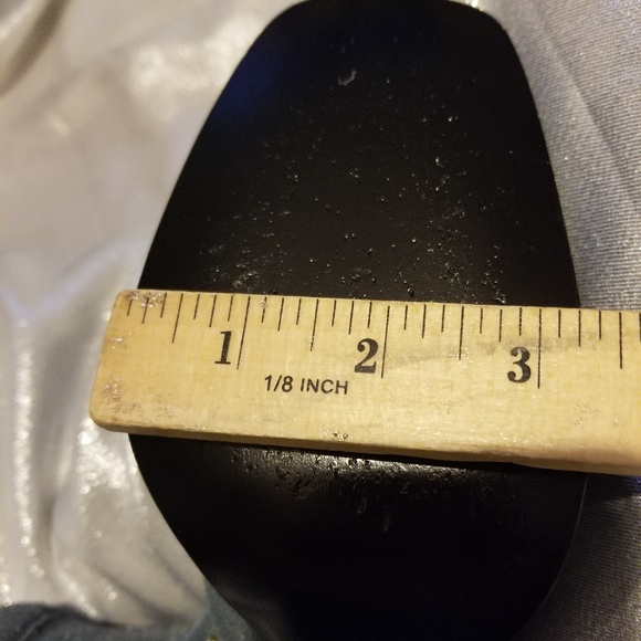 Anthropologie
shimmered suede blue ankle boots - Picture 5 of 6